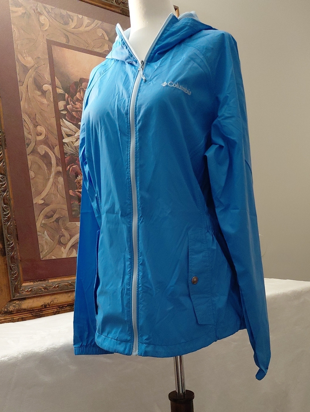 Columbia Women's Rain Hooded Lightweight Jacket Size MEDIUM Water Repelent Size